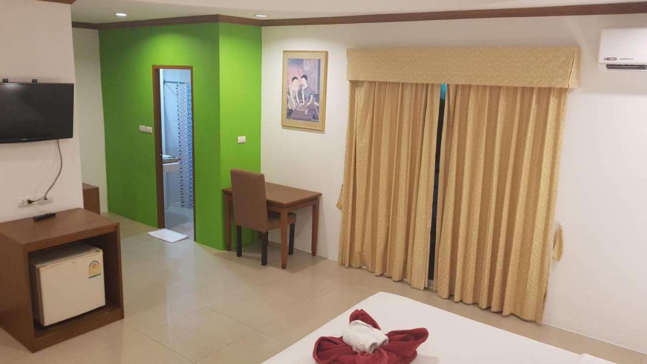Pipikuku Hotel & Restaurant Phuket Eksteriør billede